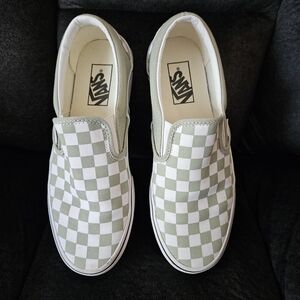 Vans slip on